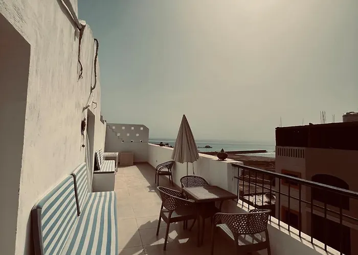 Rooftop In With Seaview And Private Terrace شقة الغردقة