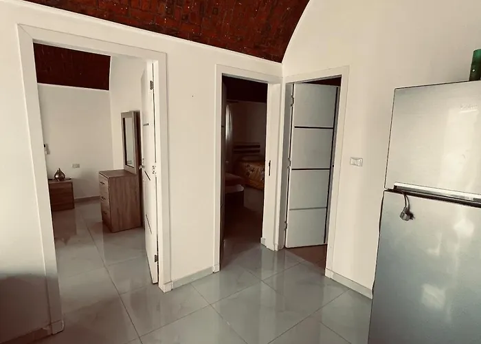 Rooftop In With Seaview And Private Terrace شقة