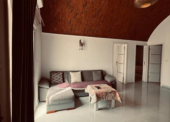 Rooftop In With Seaview And Private Terrace شقة